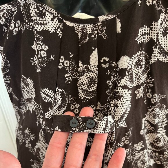 Urban Outfitters Silence + Noise Floral Silk Cami Tank Top, Size Small - Picture 4 of 10